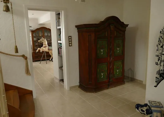 Casa Blumer - Mit 1200m2 Garten By Interhome Zurich