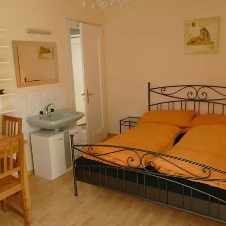 Casa Blumer - Mit 1200m2 Garten By Interhome بيت للعطل زيورخ