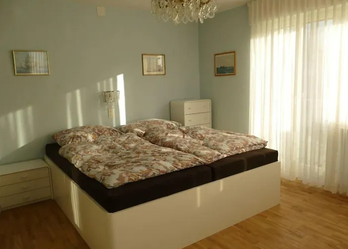 Casa Blumer - Mit 1200m2 Garten By Interhome بيت للعطل *